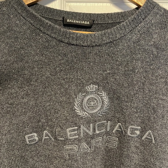 Gray Balenciaga Sweater 2019 - Picture 3 of 3